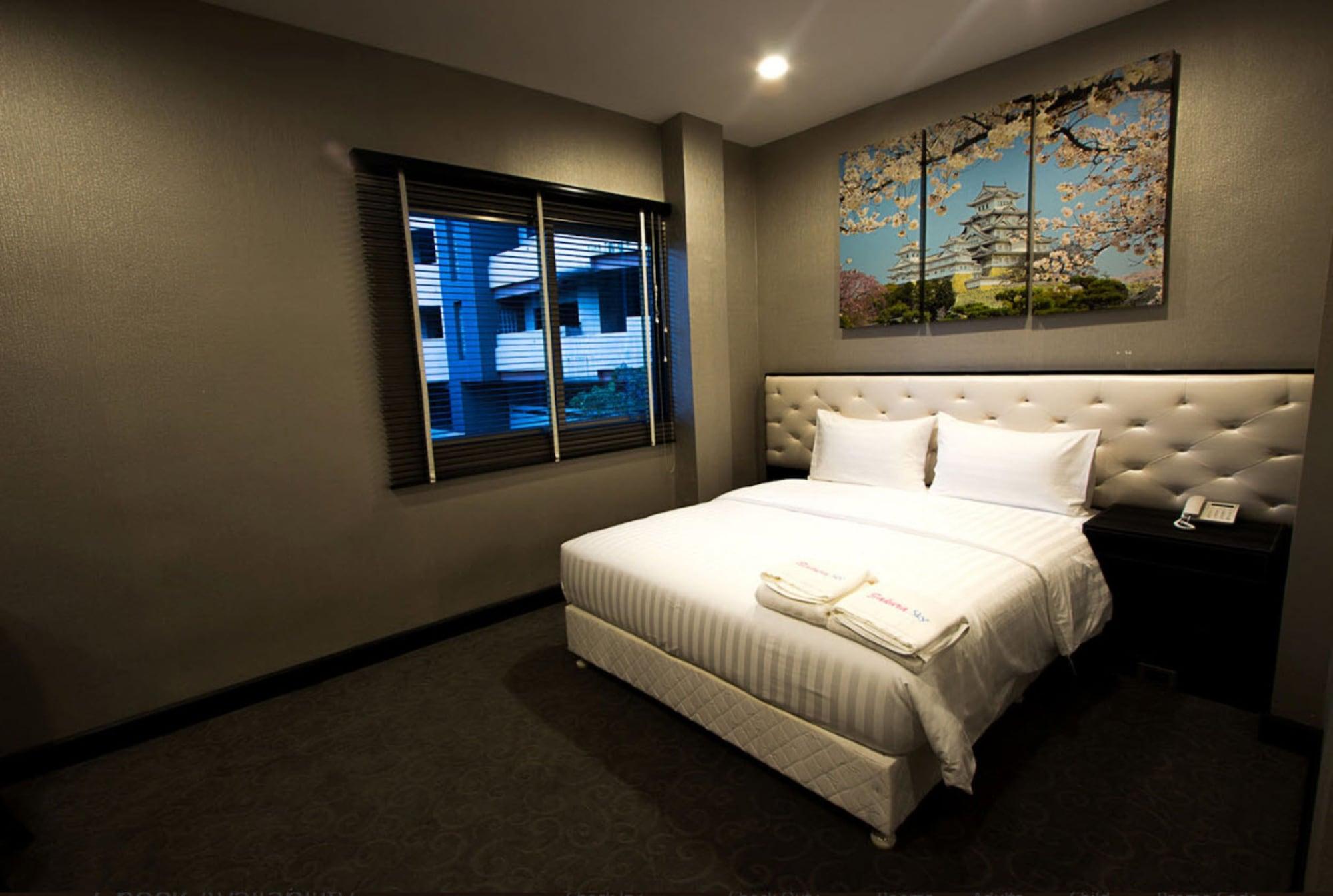 Sakura Sky Residence Bangkok Exterior foto