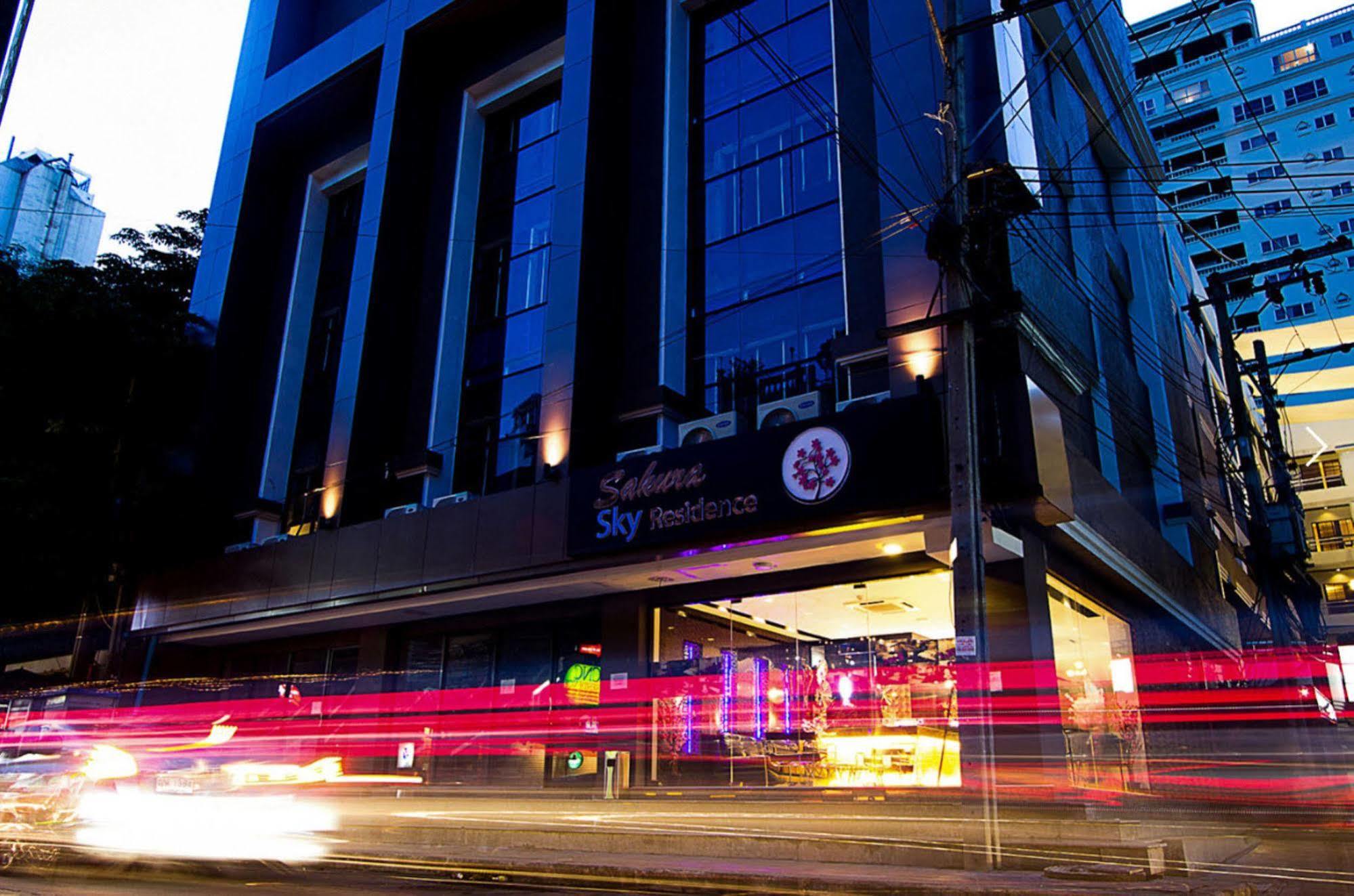 Sakura Sky Residence Bangkok Exterior foto